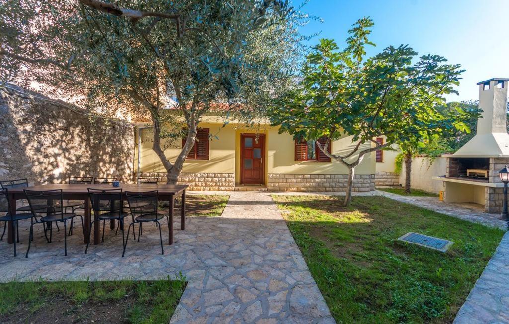 Kuca Za Odmor Villa Sveti Filip i Jakov Exterior photo